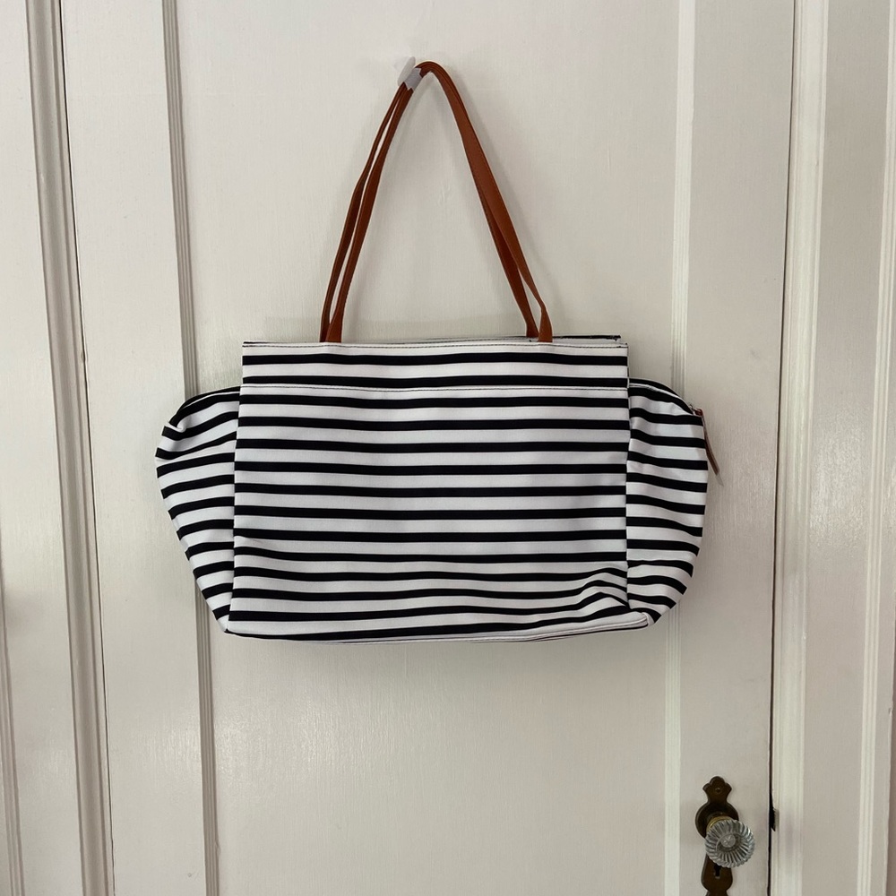 Never used!! DSW Weekender Bag